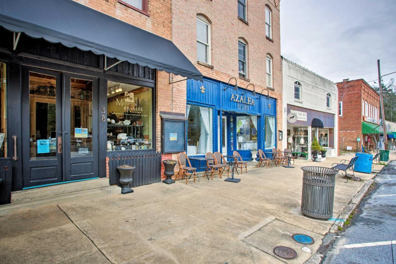 Newly Remodeled Apartment On Main Street In Saluda Exterior foto