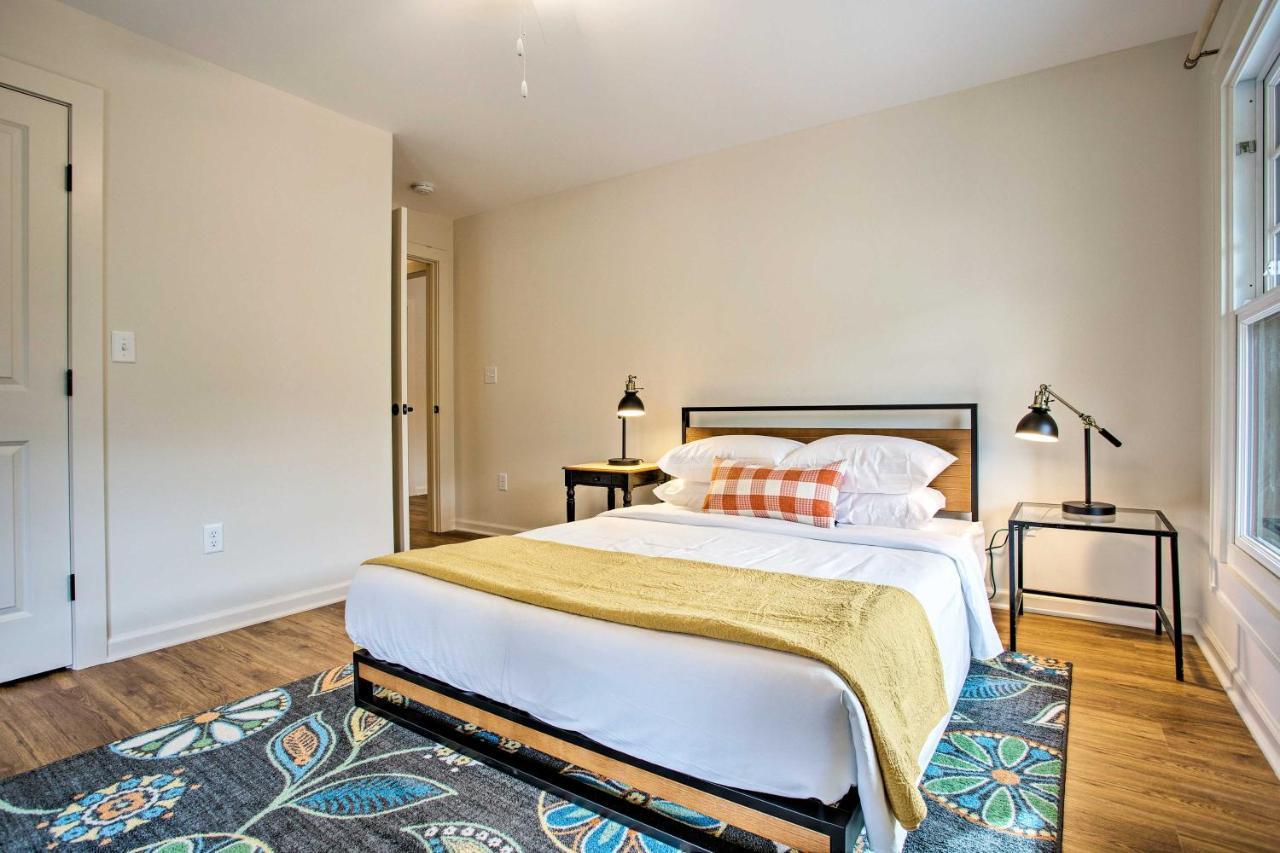 Newly Remodeled Apartment On Main Street In Saluda Exterior foto